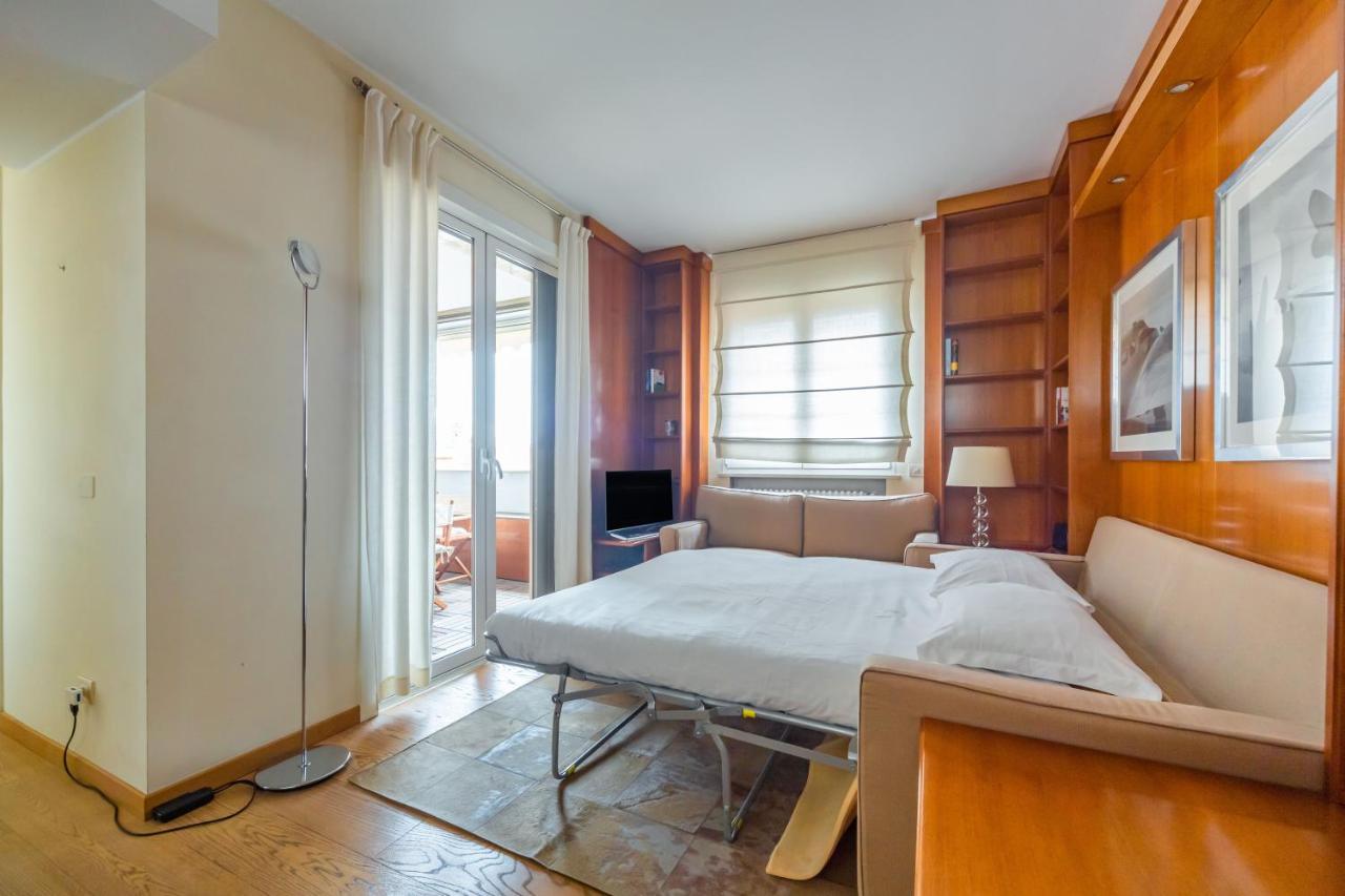 Cozy Apt - Corso Vercelli & Conciliazione M1 Milán Exterior foto